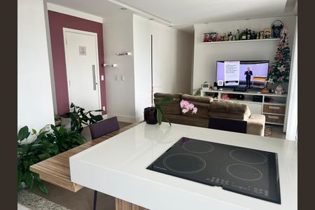 Sala/cozinha de apartamento à venda com 2 quartos, 104m² em Jardim Arpoador, São Paulo