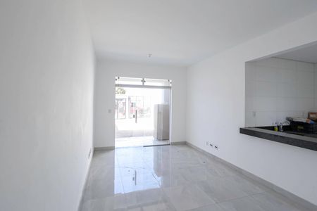 Sala de apartamento à venda com 3 quartos, 95m² em Parque Xangri-lá, Contagem