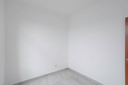 Apartamento à venda com 95m², 3 quartos e 2 vagasQuarto 2