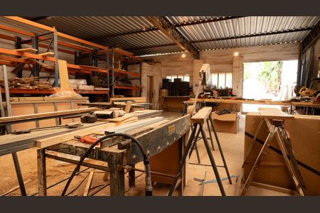 Casa para alugar com 500m², 2 quartos e 15 vagasGalpão