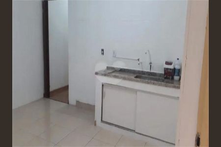 Casa à venda com 4 quartos, 170m² em São João Climaco, São Paulo