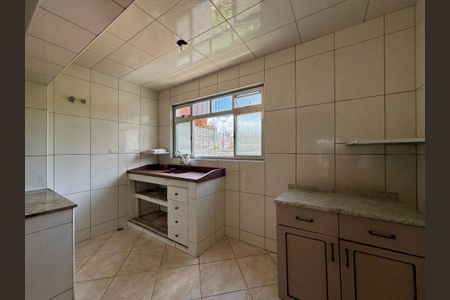 Casa à venda com 120m², 2 quartos e sem vagaCozinha 