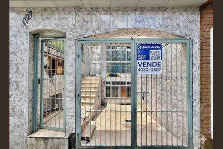 Casa à venda com 120m², 2 quartos e sem vagaFachada 