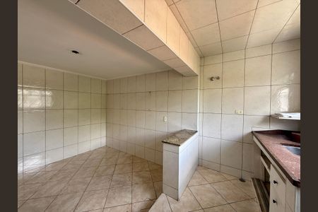 Casa à venda com 120m², 2 quartos e sem vagaCozinha 