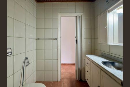 Casa à venda com 120m², 2 quartos e sem vagaBanheiro 