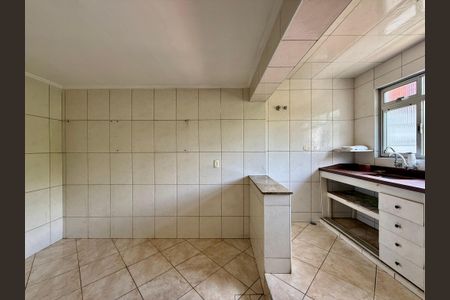 Casa à venda com 120m², 2 quartos e sem vagaCozinha 