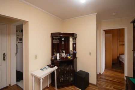 Sala  de apartamento à venda com 2 quartos, 60m² em Vila Gustavo, São Paulo