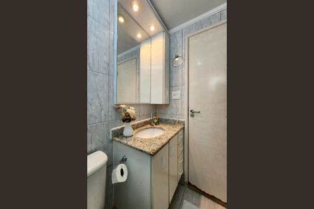 Apartamento à venda com 54m², 2 quartos e 1 vagaBanheiro 