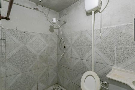 Banheiro de casa para alugar com 1 quarto, 48m² em Jardim Seckler, São Paulo