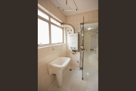 Apartamento à venda com 127m², 3 quartos e 3 vagasÁREA DE SERVIÇO