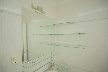 Apartamento à venda com 127m², 3 quartos e 3 vagasBANHEIRO