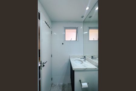 Apartamento para alugar com 33m², 1 quarto e sem vagaBanheiro da Suíte