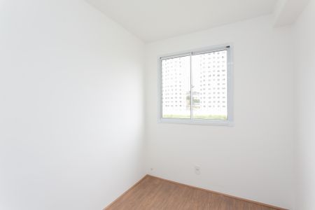 Quarto 2 de apartamento para alugar com 2 quartos, 32m² em Vila Carmosina, São Paulo