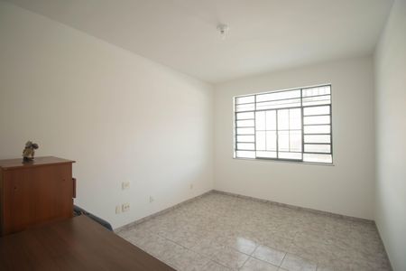 Casa para alugar com 231m², 5 quartos e 4 vagasSuíte 1