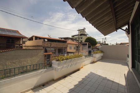 Casa para alugar com 231m², 5 quartos e 4 vagasVaranda