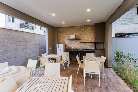 Apartamento para alugar com 39m², 2 quartos e sem vagaÁrea comum - Churrasqueira