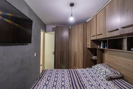 Quarto 1 de apartamento à venda com 3 quartos, 56m² em Vila Taquari, São Paulo