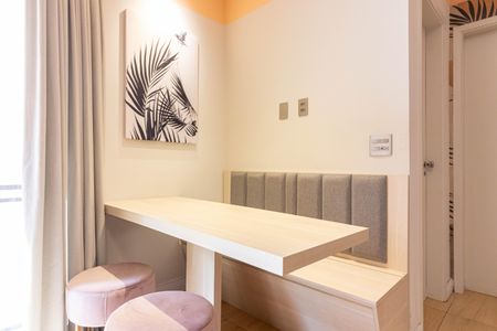 Sala de apartamento à venda com 1 quarto, 40m² em Indianópolis, São Paulo