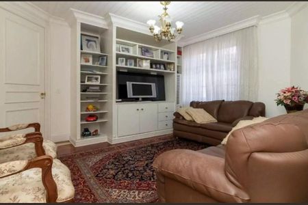 Casa de condomínio à venda com 621m², 4 quartos e 7 vagas