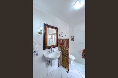 Casa à venda com 176m², 4 quartos e 5 vagasBanheiro da Suíte 2