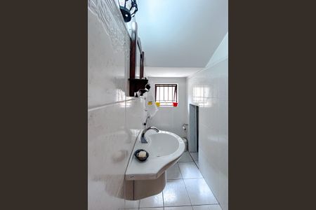 Casa à venda com 176m², 4 quartos e 5 vagasLavabo