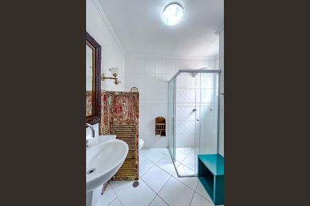 Casa à venda com 176m², 4 quartos e 5 vagasBanheiro da Suíte 2