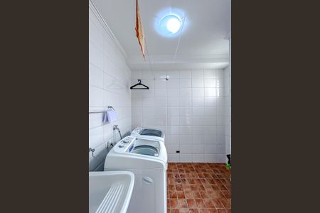 Casa à venda com 176m², 4 quartos e 5 vagasÁrea de Serviço