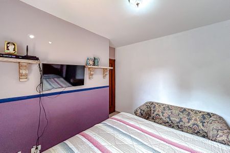 Casa à venda com 176m², 4 quartos e 5 vagasSuíte 2