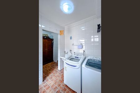 Casa à venda com 176m², 4 quartos e 5 vagasÁrea de Serviço