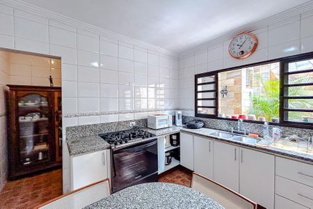 Casa à venda com 176m², 4 quartos e 5 vagasCozinha