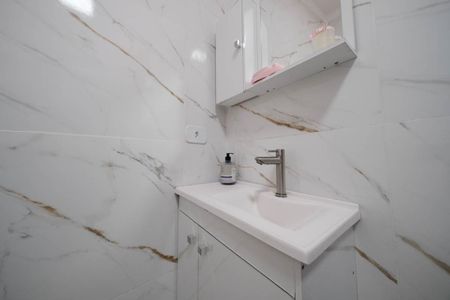 Apartamento à venda com 74m², 2 quartos e 1 vagaBanheiro