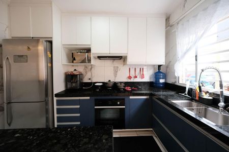 Apartamento à venda com 74m², 2 quartos e 1 vagaCozinha