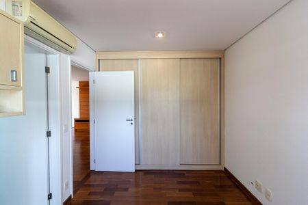 Apartamento para alugar com 100m², 2 quartos e 2 vagasSuíte 2