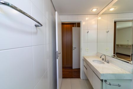 Apartamento para alugar com 100m², 2 quartos e 2 vagasBanheiro Suíte 1