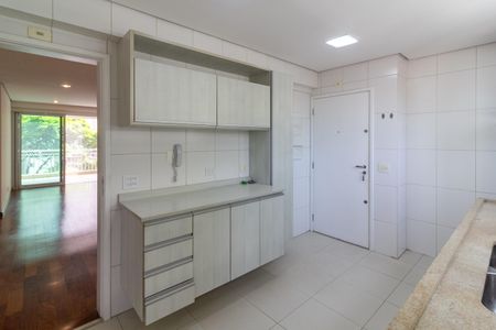 Apartamento para alugar com 100m², 2 quartos e 2 vagasCozinha