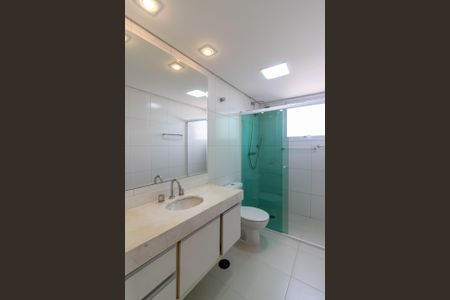 Apartamento para alugar com 100m², 2 quartos e 2 vagasBanheiro Suíte 1