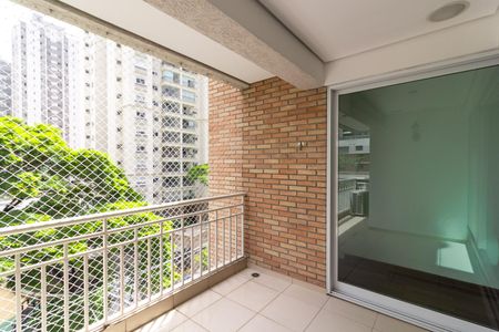 Apartamento para alugar com 100m², 2 quartos e 2 vagasVaranda