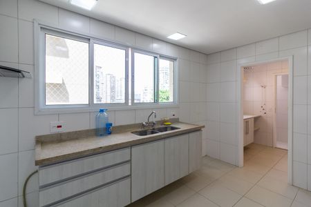 Apartamento para alugar com 100m², 2 quartos e 2 vagasCozinha
