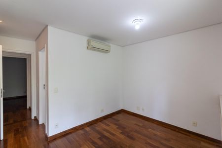 Apartamento para alugar com 100m², 2 quartos e 2 vagasSuíte 1