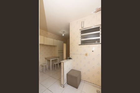 Apartamento para alugar com 70m², 2 quartos e 1 vagaÁrea de Serviço