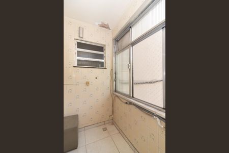 Apartamento para alugar com 70m², 2 quartos e 1 vagaÁrea de Serviço
