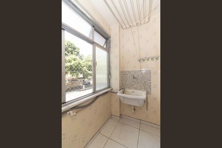 Apartamento para alugar com 70m², 2 quartos e 1 vagaÁrea de Serviço