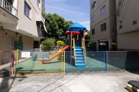 Apartamento para alugar com 70m², 2 quartos e 1 vagaÁrea comum - Playground