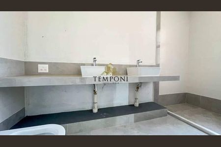 Apartamento à venda com 164m², 4 quartos e 3 vagas