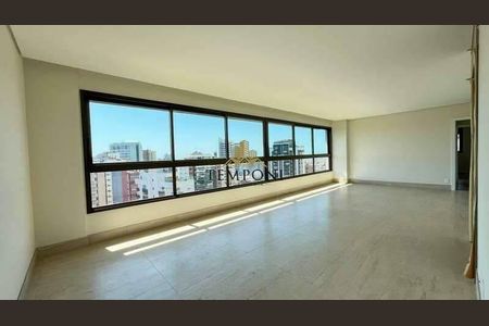 Apartamento à venda com 164m², 4 quartos e 3 vagas