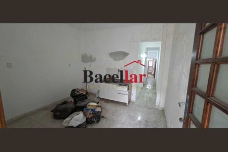 Casa à venda com 65m², 2 quartos e sem vaga