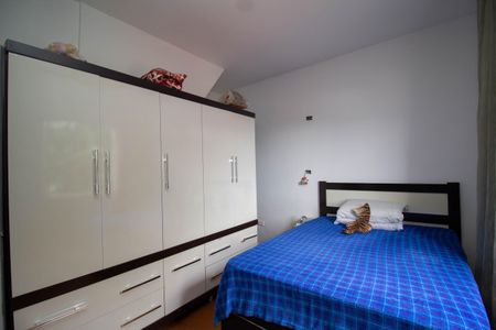 Quarto 1 de casa para alugar com 3 quartos, 130m² em Vila Iorio, São Paulo