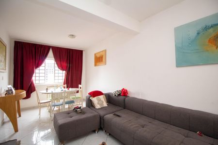 Sala de casa para alugar com 3 quartos, 130m² em Vila Iorio, São Paulo