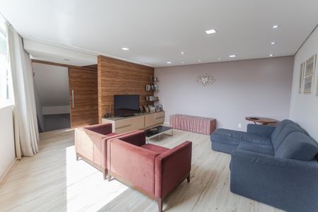 Sala 1 de casa à venda com 4 quartos, 372m² em Horto, Belo Horizonte