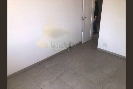 Apartamento à venda com 2 quartos, 56m² em Benfica, Rio de Janeiro